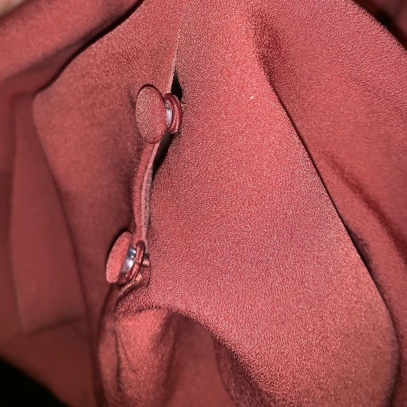 A New Day | V-Neck Double Layer Medium Camisole - Picture 3 of 8